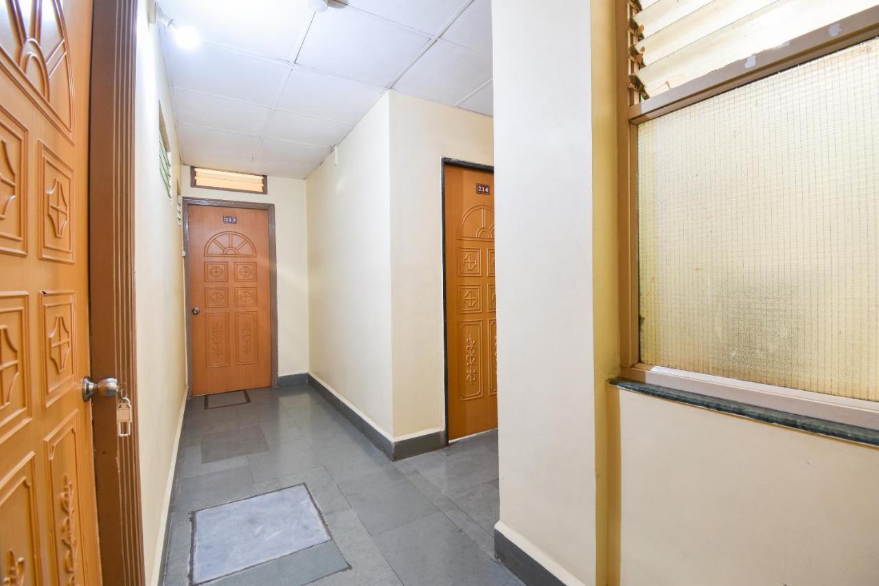 Oyo 63264 Hotel Shamiana Pandharpur Exteriör bild