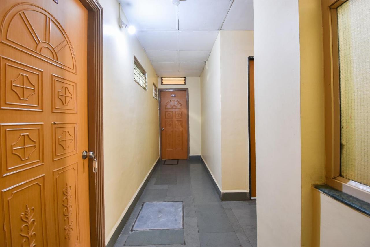 Oyo 63264 Hotel Shamiana Pandharpur Exteriör bild